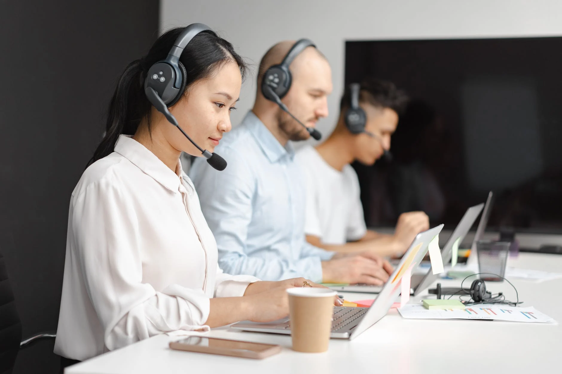 More Than Just an Answering Service: Extra Benefits Easybee Can Add To Your Business